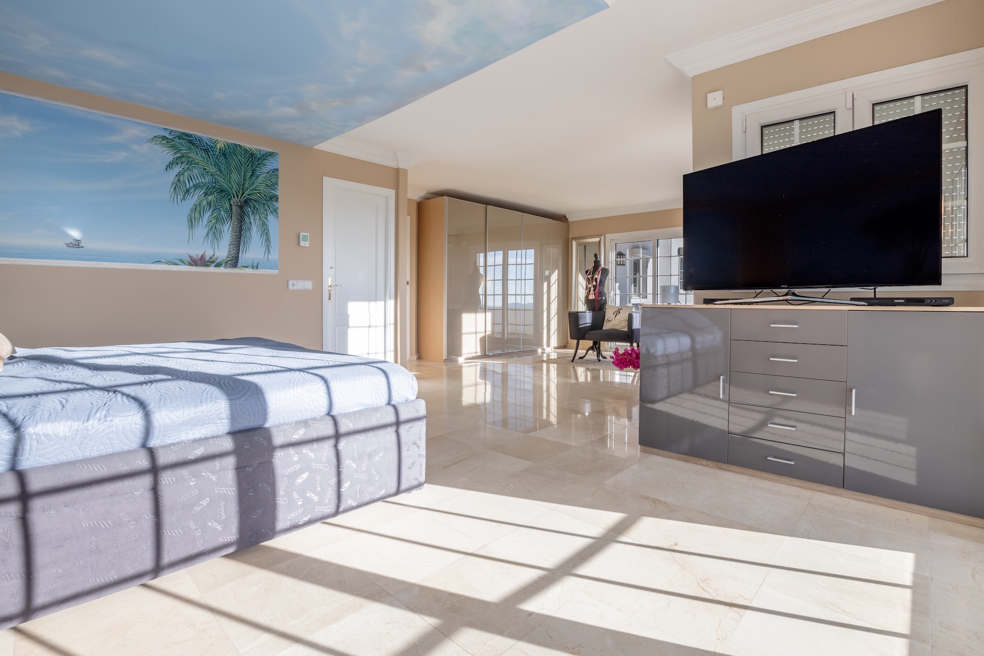 Resa Estates Ibiza sale te koop Villa hills Can Furnet bedroom 2.jpg